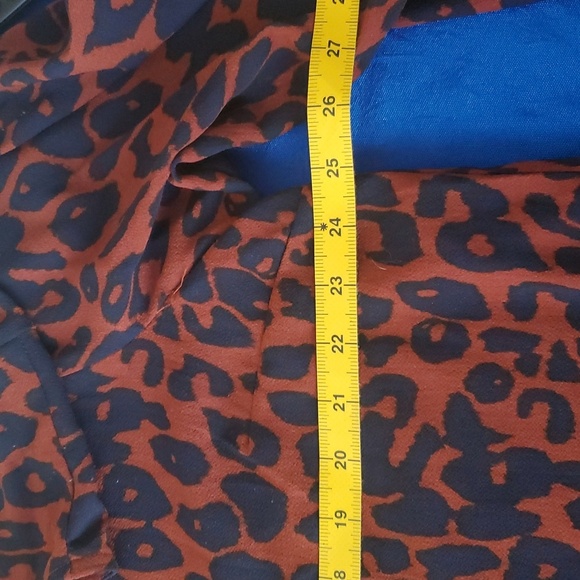 She + Sky rust and blue cheetah print 2XL front tie blouse - Picture 2 of 9